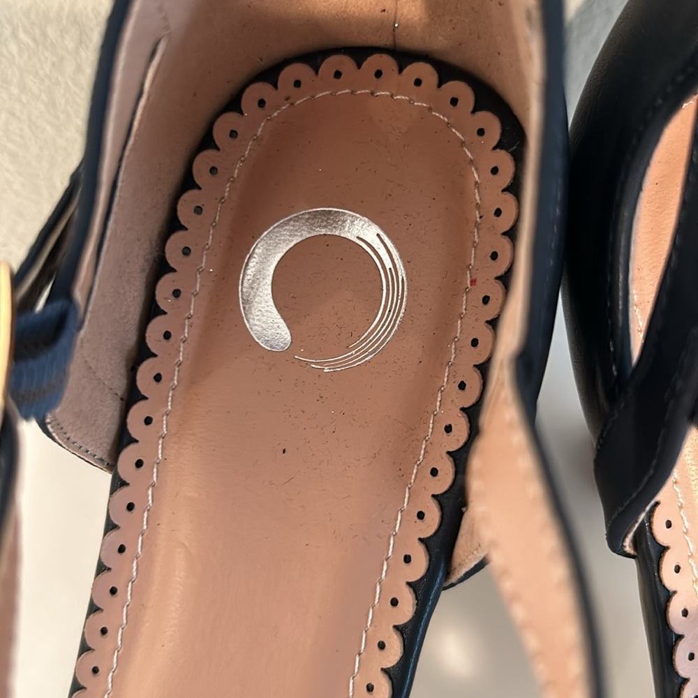 NWOT Journee Collection Olina Navy T Strap Mary Jane Heels Size 10 - Picture 3 of 9